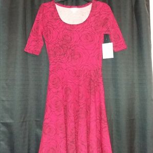 NWT LuLaRoe Small Nicole